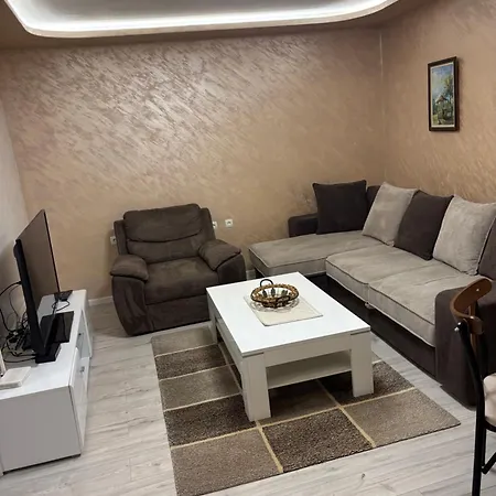 Max Apartmán